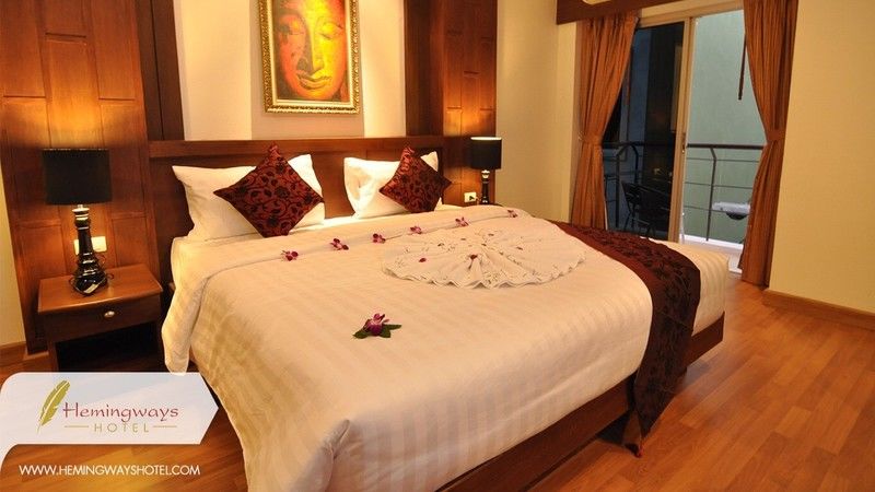 Hemingway'S Hotel Patong Extérieur photo
